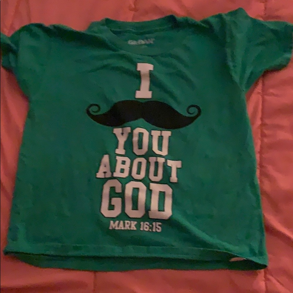 Boys T-shirt size 6/7